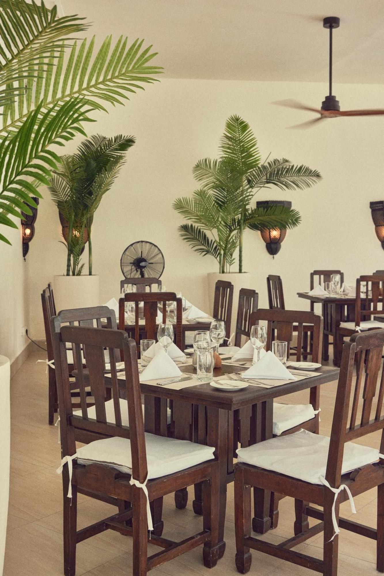 Baraza Resort And Spa Zanzibar Bwejuu Luaran gambar